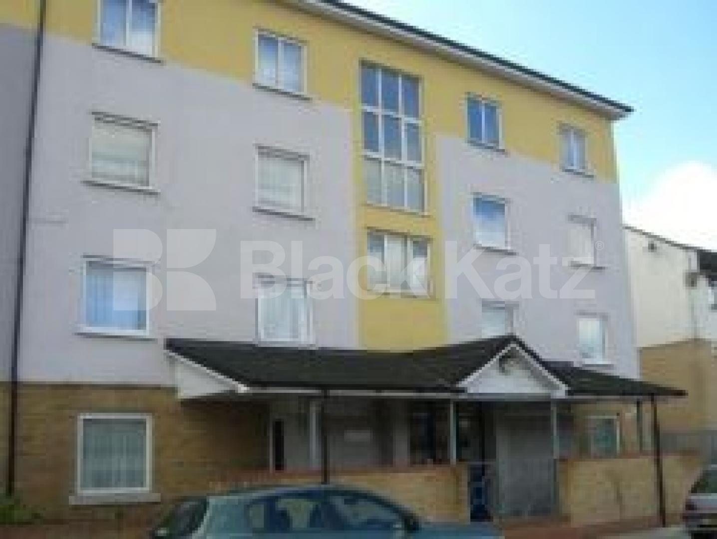 			BRAND NEW REFURB!!!, 2 Bedroom, 1 bath, 1 reception Apartment			 Hollam house, HORNSEY N8